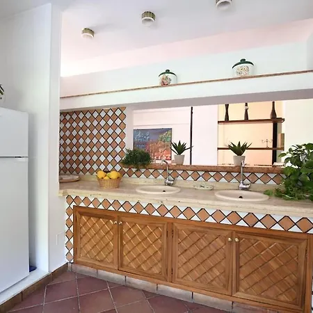 Villa Iflat Leone